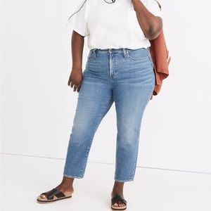 Madewell The Plus Curvy Perfect Vintage Crop Jean in Sandford Wash